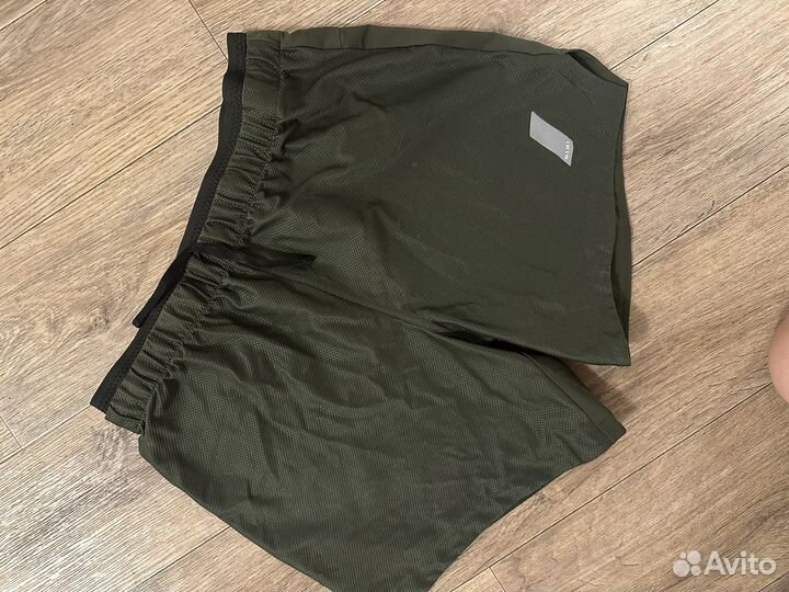 Футболки шорты для спорта (надеты один раз)