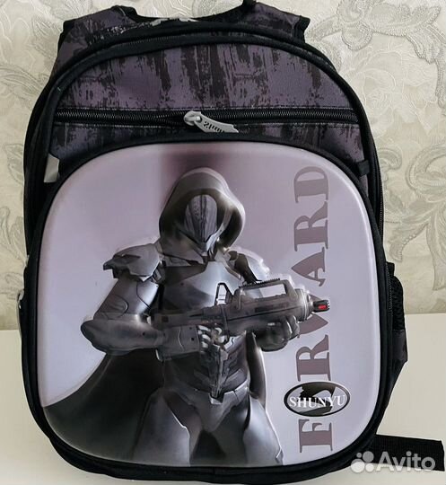 Рюкзак школьный для мальчика новый