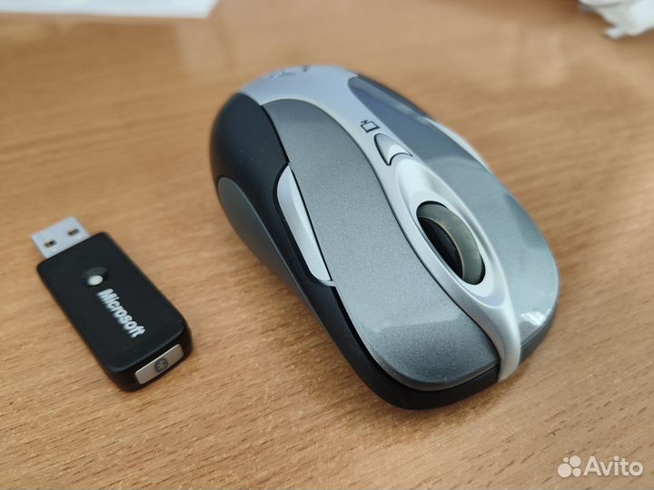 Беспроводная мышь microsoft presenter mouse 8000