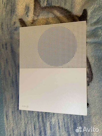 Xbox One s 1tb с играми