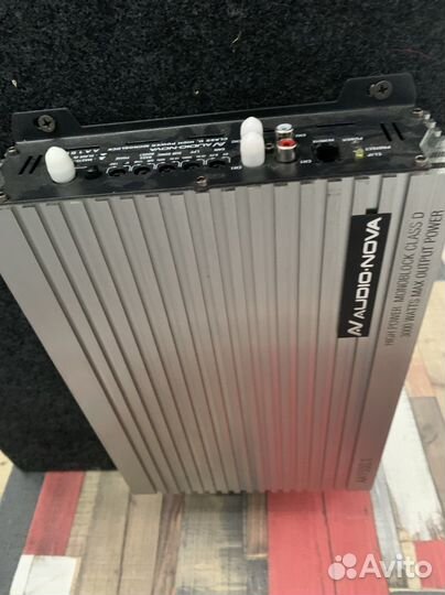 Автомобильный сабвуфер новый