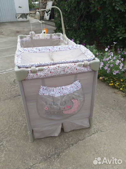 Детская кровать манеж