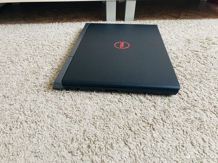 Dell i5 7th/8GB/SSD+HDD/GeForce GTX 1050 4GB/IPS F