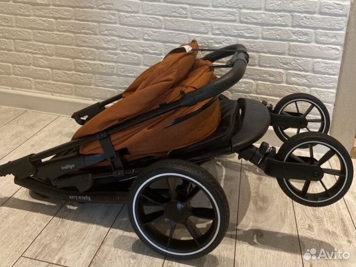 Прогулочная коляска indigo epica lux s