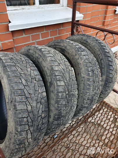Acustica Challenger 225/60 R18