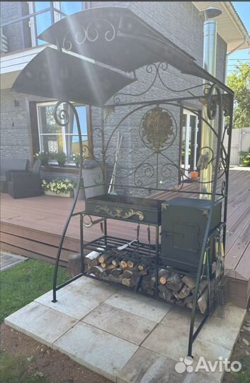 Мангал кованый с крышей