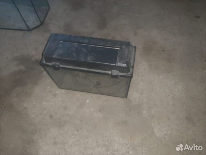 Аквариум и насос