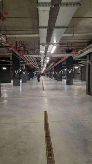 Машиноместо, 13 м²