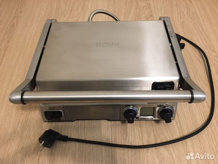 Электрогриль Bork G 802