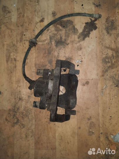 Суппорт правый рено сандеро степвей 2, рено логан