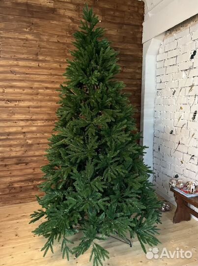 Елка искусственная