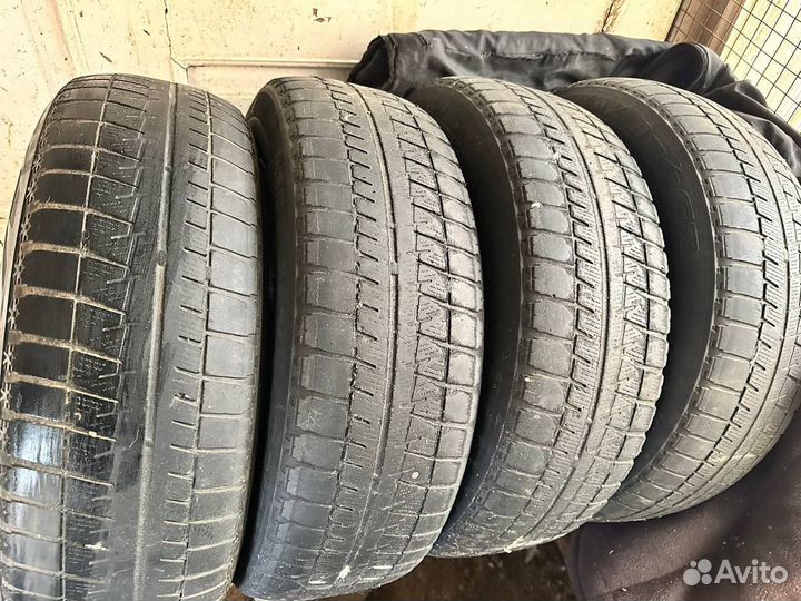 Bridgestone Blizzak Revo GZ 185/65 R15 88S