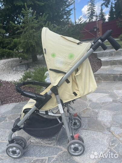 Прогулочная коляска