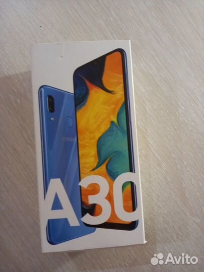 Samsung Galaxy A30, 3/32 ГБ