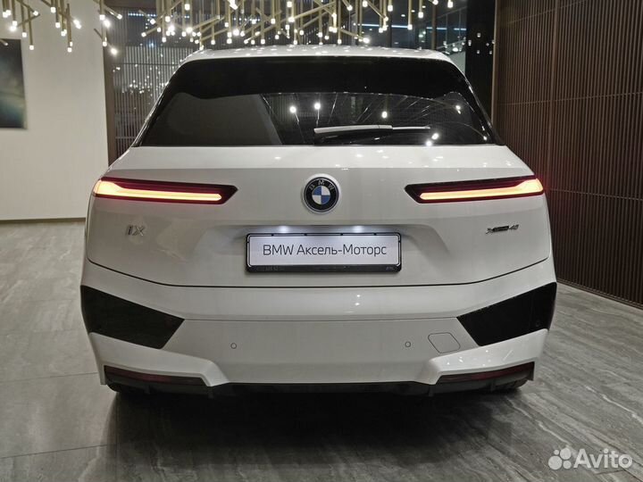 BMW iX 326 л.с. AT, 2022, 31 405 км