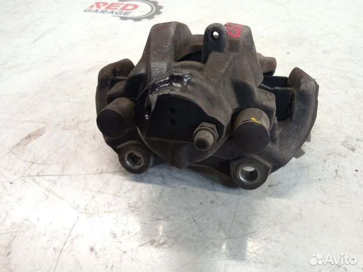 Суппорт тормозной задний левый Mercedes-Benz