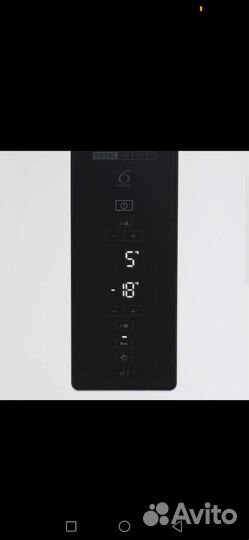 Холодильник Whirlpool W7 931T W