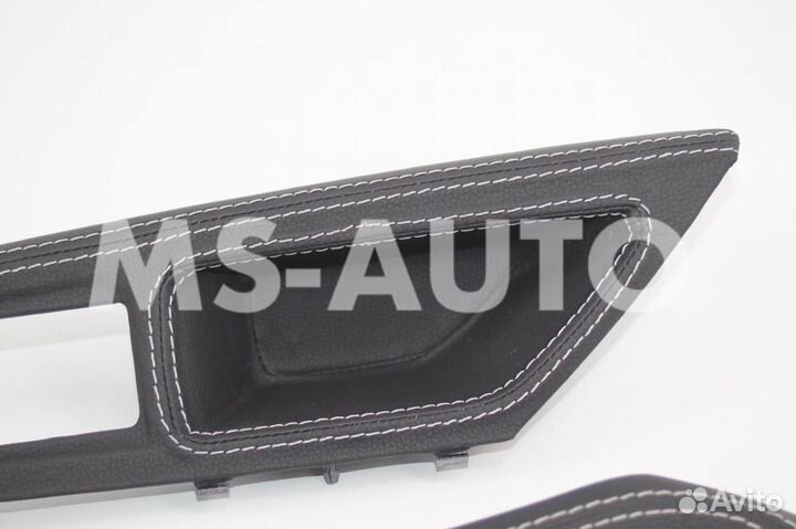 Накладки ручек дверей Веста в коже