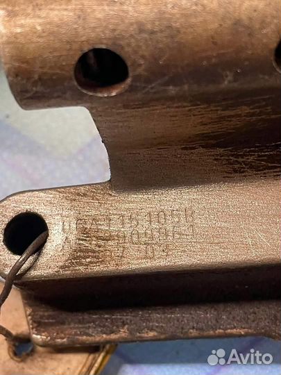 Масляный насос 06A115105B