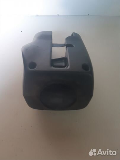 Кожух рулевой колонки mazda familia 1997 год