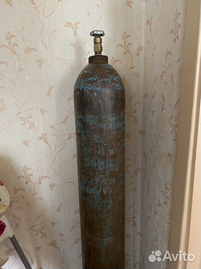 Гелиевый баллон