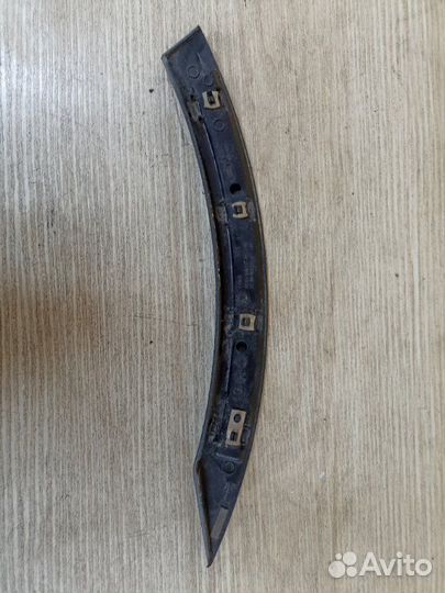 Расширители арок задние правые Land Rover