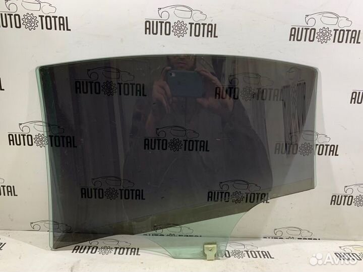 Стекло двери заднее правое Mazda 6 GH LF 2011