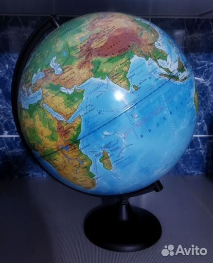 Глобус географический