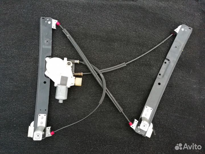 Стеклоподьемник передний RH Форд Мондео 4(1881203)