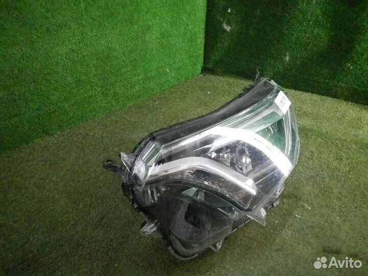 Фара левая Toyota RAV4