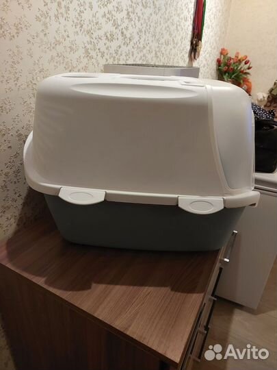 Закрытый лоток для кошки