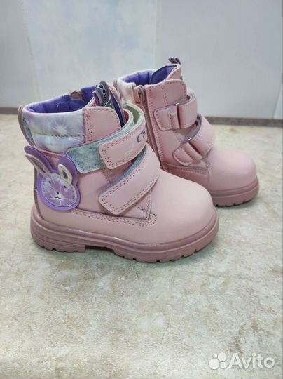 Ботинки на девочку