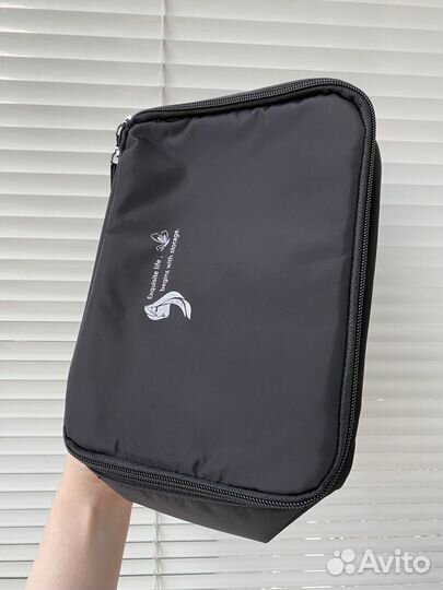 Косметичка черная