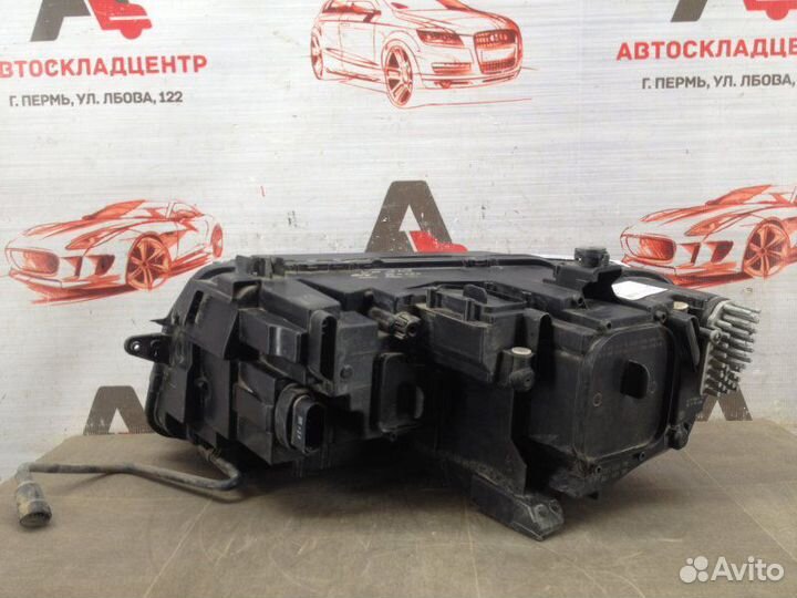 Фара правая Volkswagen Tiguan с 2017 года