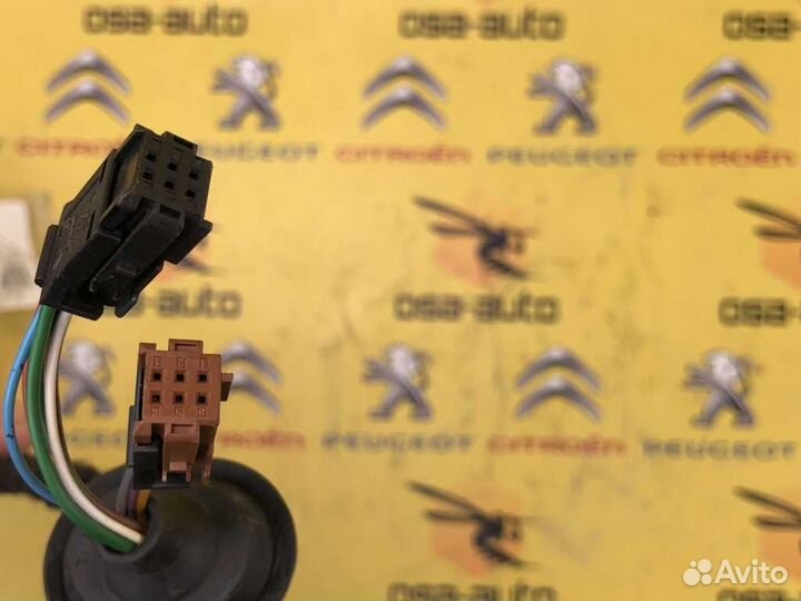 Зеркало левое peugeot 3008