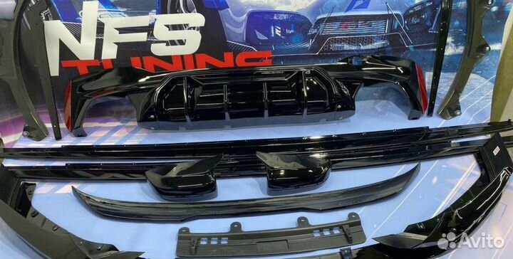 Полный комплект обвеса на BMW G30 в М пакете