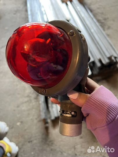 Огонь светосигнальный осс-61