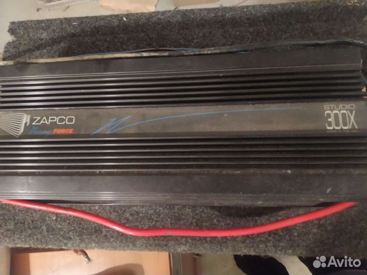 Сабвуфер и усилитель и контроллер