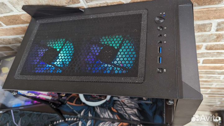 RTX 3060 12Gb Ryzen 7 5700g