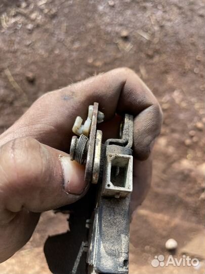 Замок багажника VW Passat B5 1999г