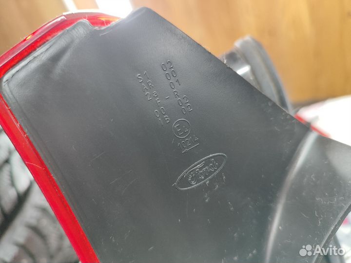 Фонарь задний левый ford focus 2