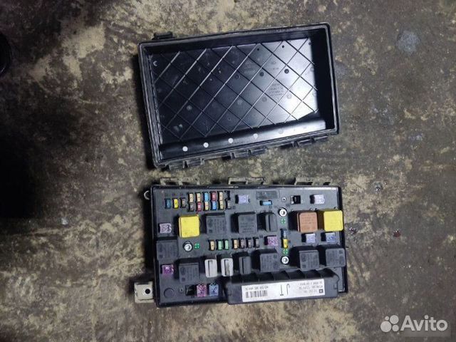 Блок предохранителей Opel Astra H Z13DTH