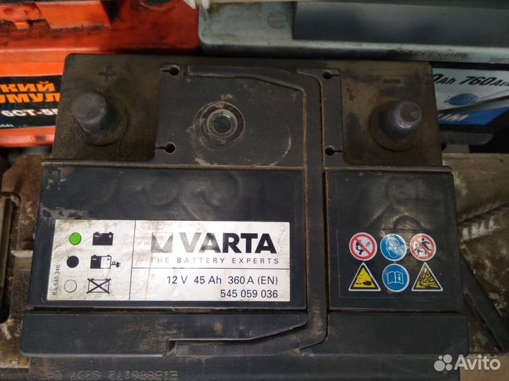 45 Ач аккумулятор бу Varta 545 059 036