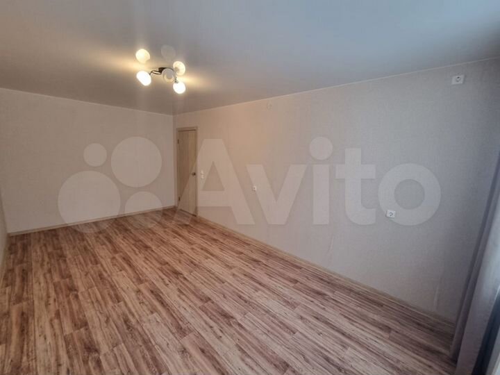 2-к. квартира, 60 м², 9/18 эт.