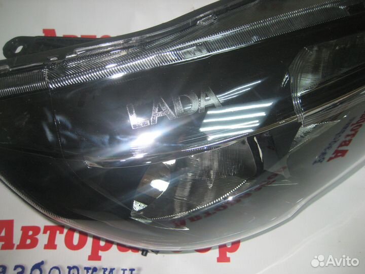 Блок-фара LADA Vesta в сборе правая