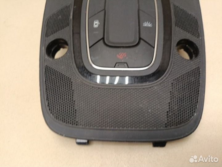 Плафон салонный Audi Q5 2020