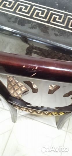 Кухонный стол и стулья комплект