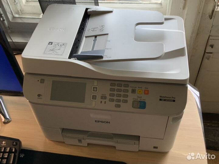 Струйный черно-белый мфу, Epson WF-5690: