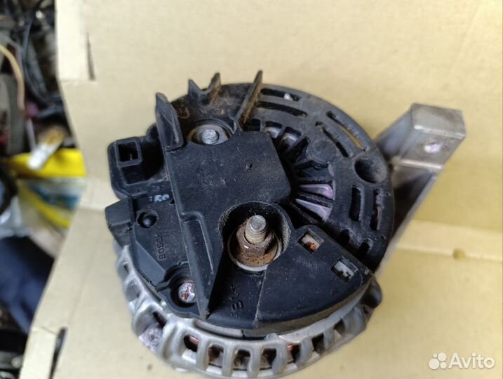 Генератор на Вольво S80 1 поколения