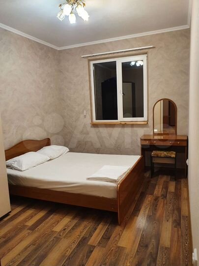 2-к. квартира, 56 м², 1/2 эт.